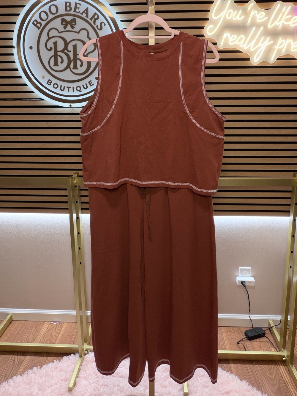 Sleeveless Rust Wide Leg & Tank Set with Contrast Stitching